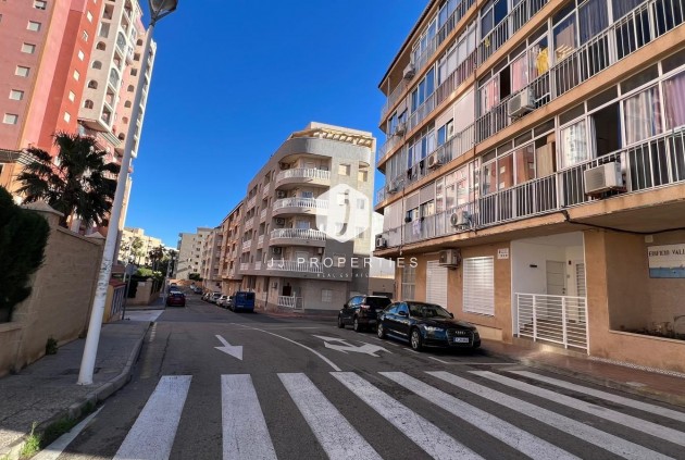 Resale - Apartment / flat -
Torrevieja - Los Frutales