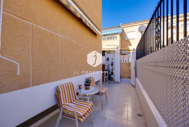 Z drugiej ręki - Bungalow -
Torrevieja - El molino