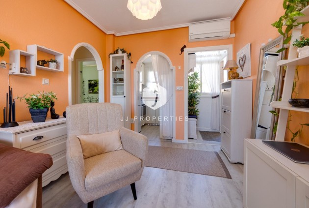 Z drugiej ręki - Bungalow -
Torrevieja - El molino