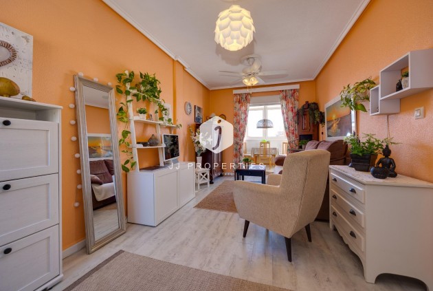 Z drugiej ręki - Bungalow -
Torrevieja - El molino