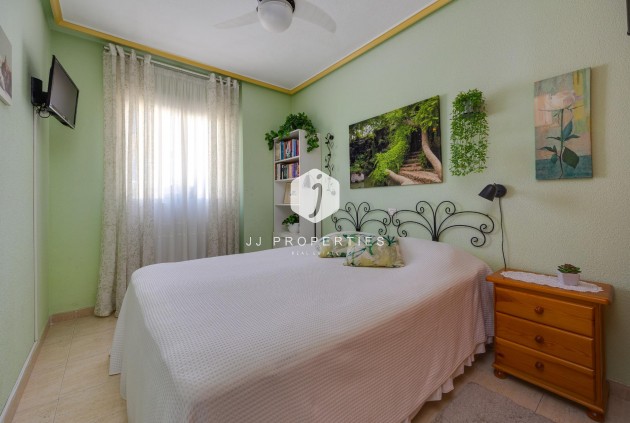 Z drugiej ręki - Bungalow -
Torrevieja - El molino