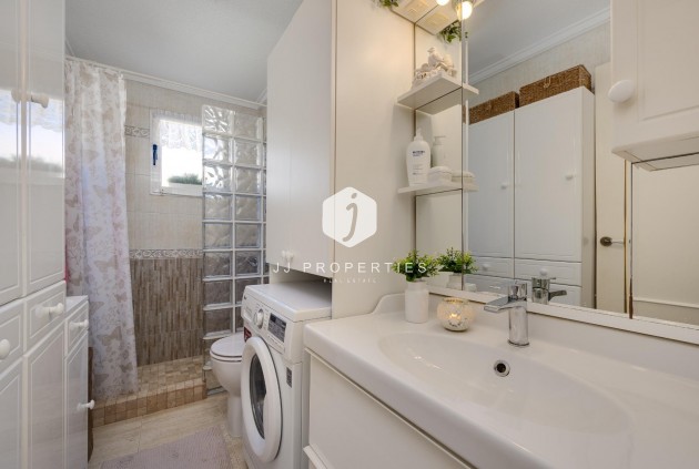 Z drugiej ręki - Bungalow -
Torrevieja - El molino