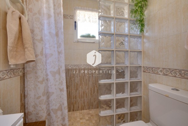 Z drugiej ręki - Bungalow -
Torrevieja - El molino