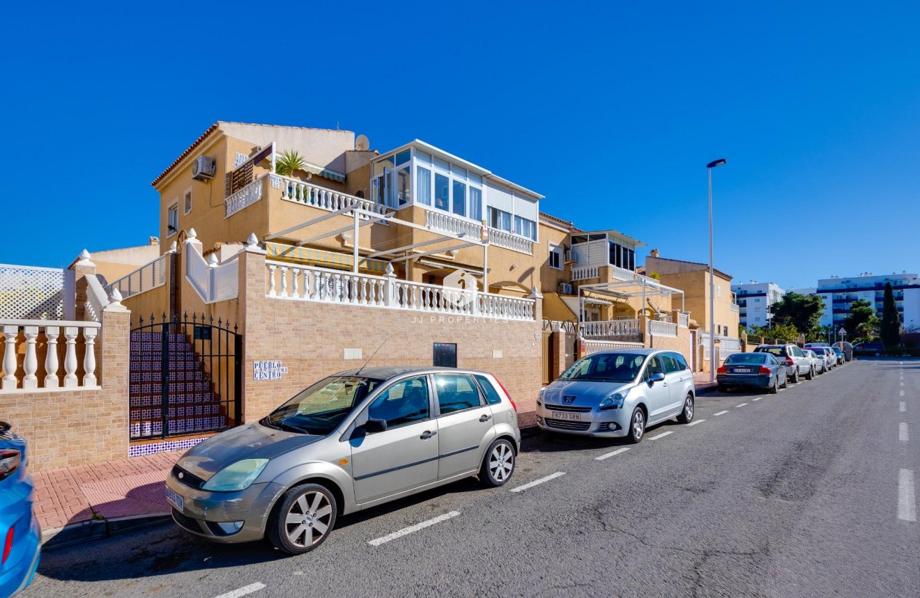 Z drugiej ręki - Bungalow -
Torrevieja - El molino