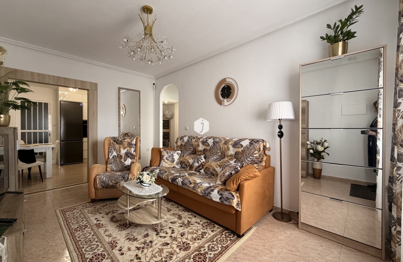 D'occasion - Appartement -
Torrevieja - Urb. Calas Blancas III