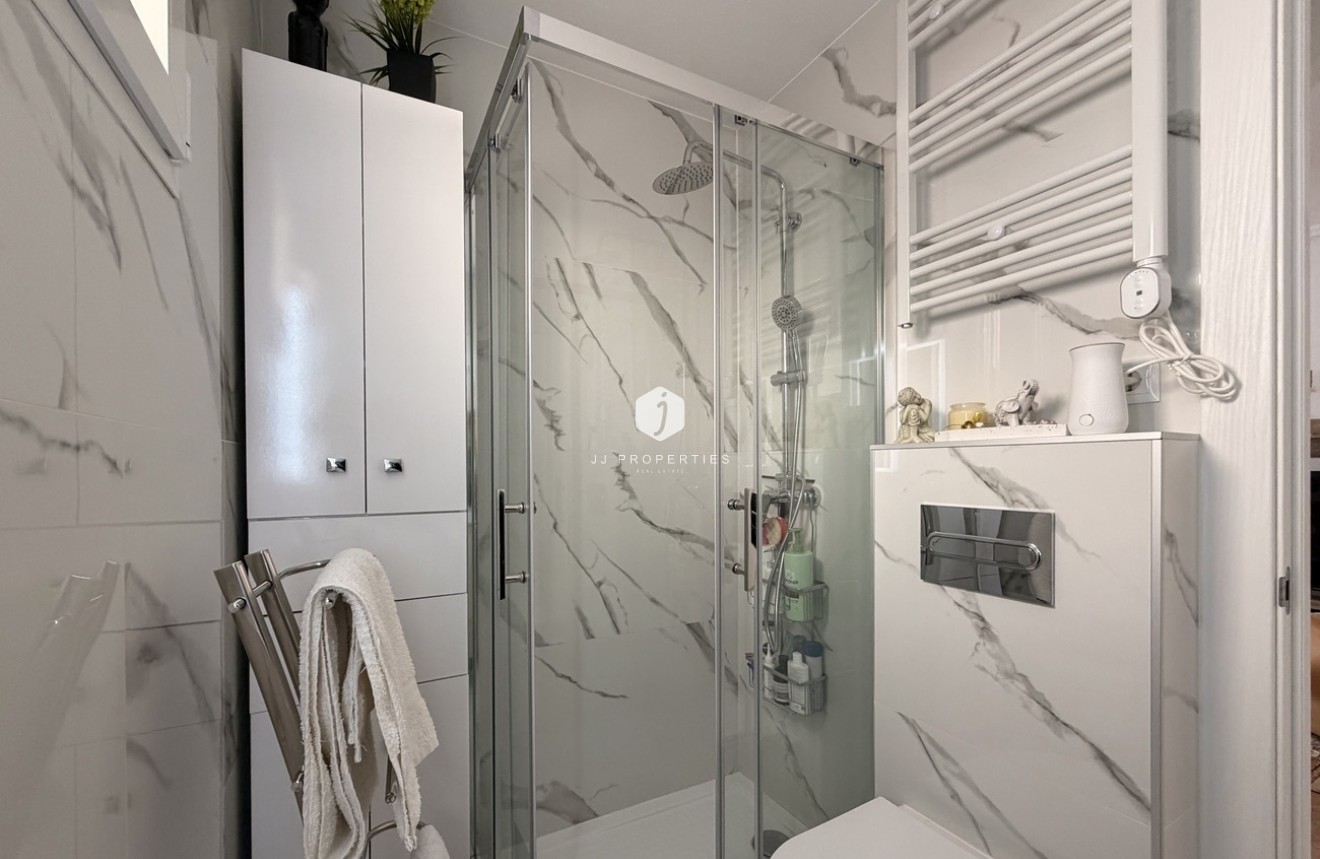 D'occasion - Appartement -
Torrevieja - Urb. Calas Blancas III