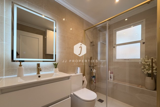 Segunda mano - Apartamento / piso -
Torrevieja - Costa Blanca