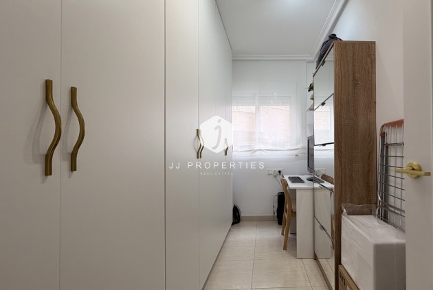 Segunda mano - Apartamento / piso -
Torrevieja - Costa Blanca