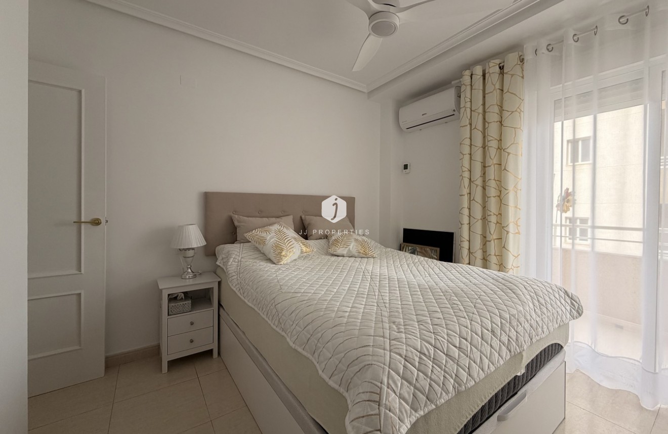 Segunda mano - Apartamento / piso -
Torrevieja - Costa Blanca