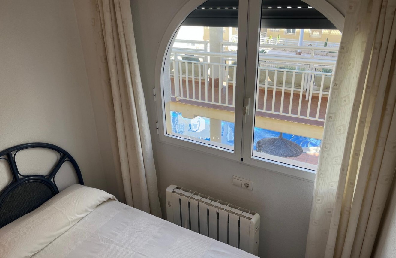 D'occasion - Appartement -
Orihuela Costa - Campoamor