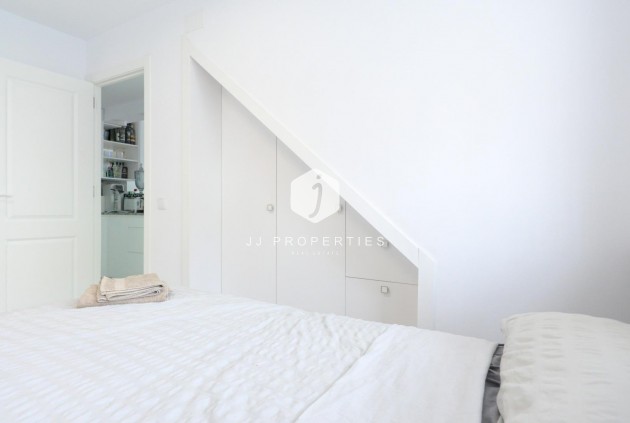 Segunda mano - Chalet -
Torrevieja - Punta prima