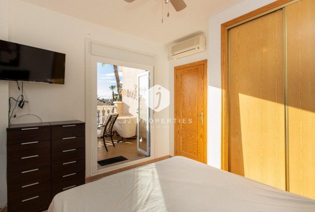 Resale - Chalet -
Orihuela Costa - Las Filipinas