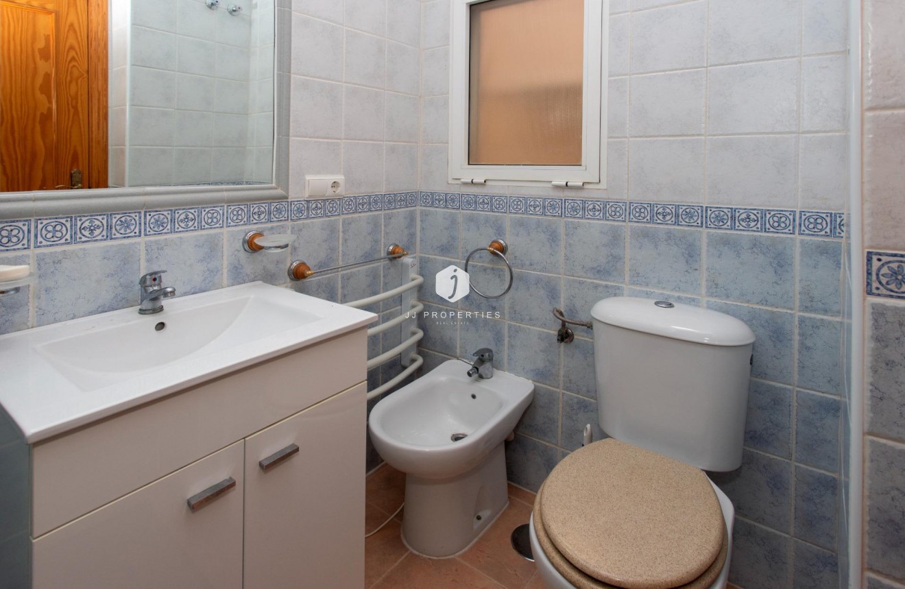 Resale - Chalet -
Orihuela Costa - Las Filipinas