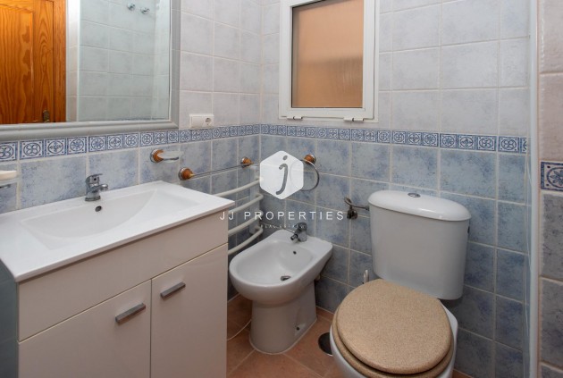 Resale - Chalet -
Orihuela Costa - Las Filipinas