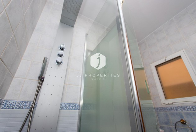 Resale - Chalet -
Orihuela Costa - Las Filipinas