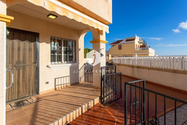 Resale - Chalet -
Orihuela Costa - Las Filipinas