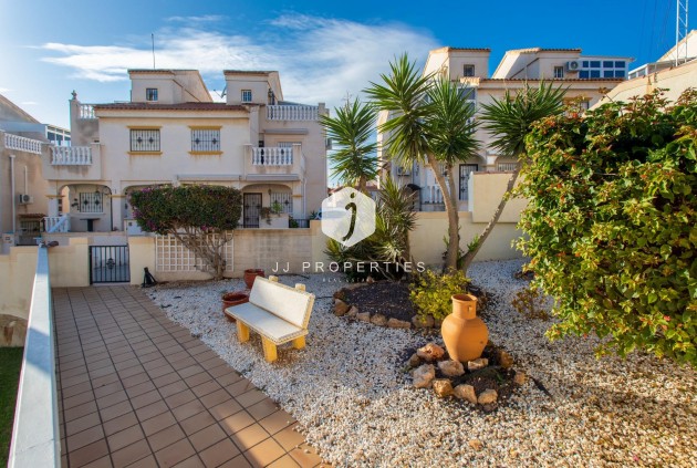 Resale - Chalet -
Orihuela Costa - Las Filipinas