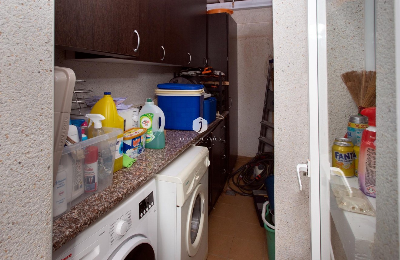 Resale - Chalet -
Orihuela Costa - Las Filipinas