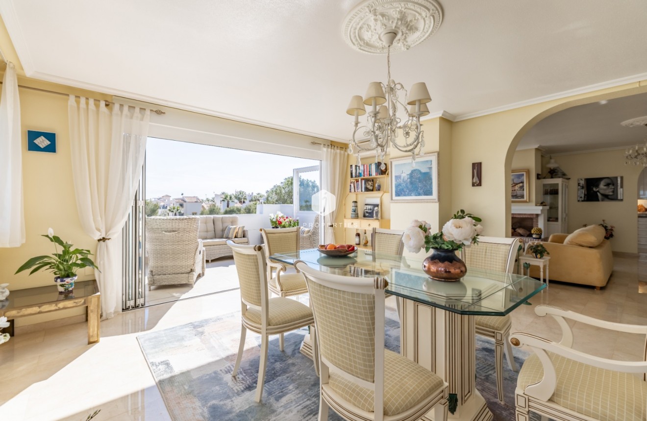 Resale - Apartment / flat -
Orihuela Costa - Costa Blanca