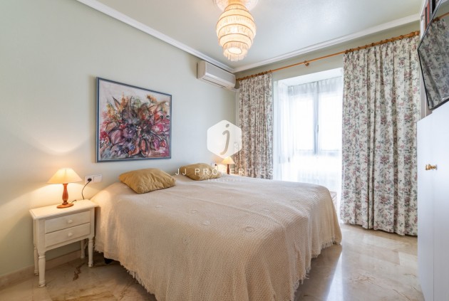 Resale - Apartment / flat -
Orihuela Costa - Costa Blanca