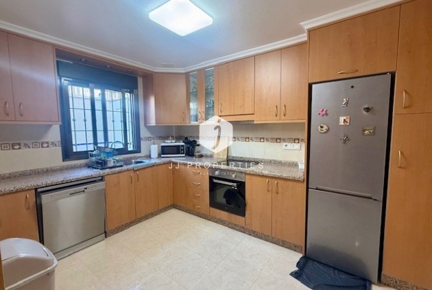 Resale - Chalet -
San Miguel de Salinas - Inland