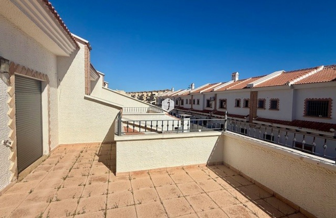 Resale - Chalet -
San Miguel de Salinas - Inland