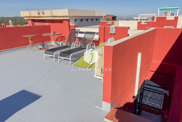 Resale - Apartment / flat -
Los Altos - Costa Blanca