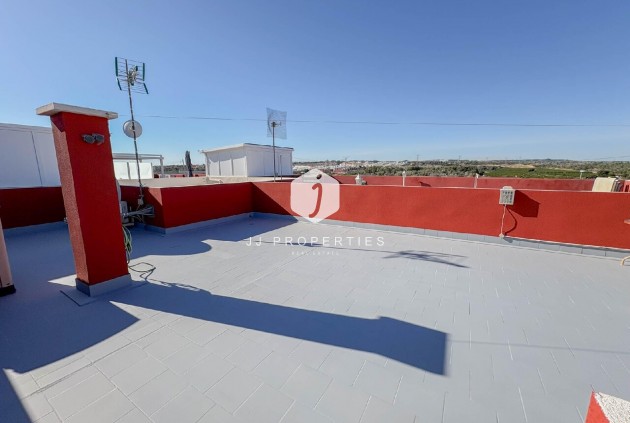 Resale - Apartment / flat -
Los Altos - Costa Blanca