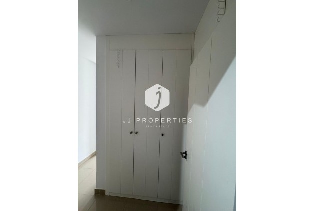 D'occasion - Chalet -
Torrevieja - Punta prima