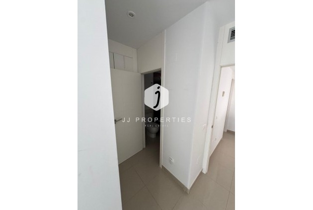 D'occasion - Chalet -
Torrevieja - Punta prima