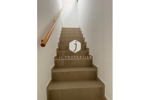 D'occasion - Chalet -
Torrevieja - Punta prima