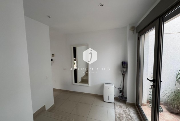 D'occasion - Chalet -
Torrevieja - Punta prima