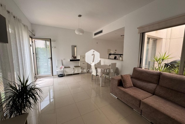 D'occasion - Chalet -
Torrevieja - Punta prima