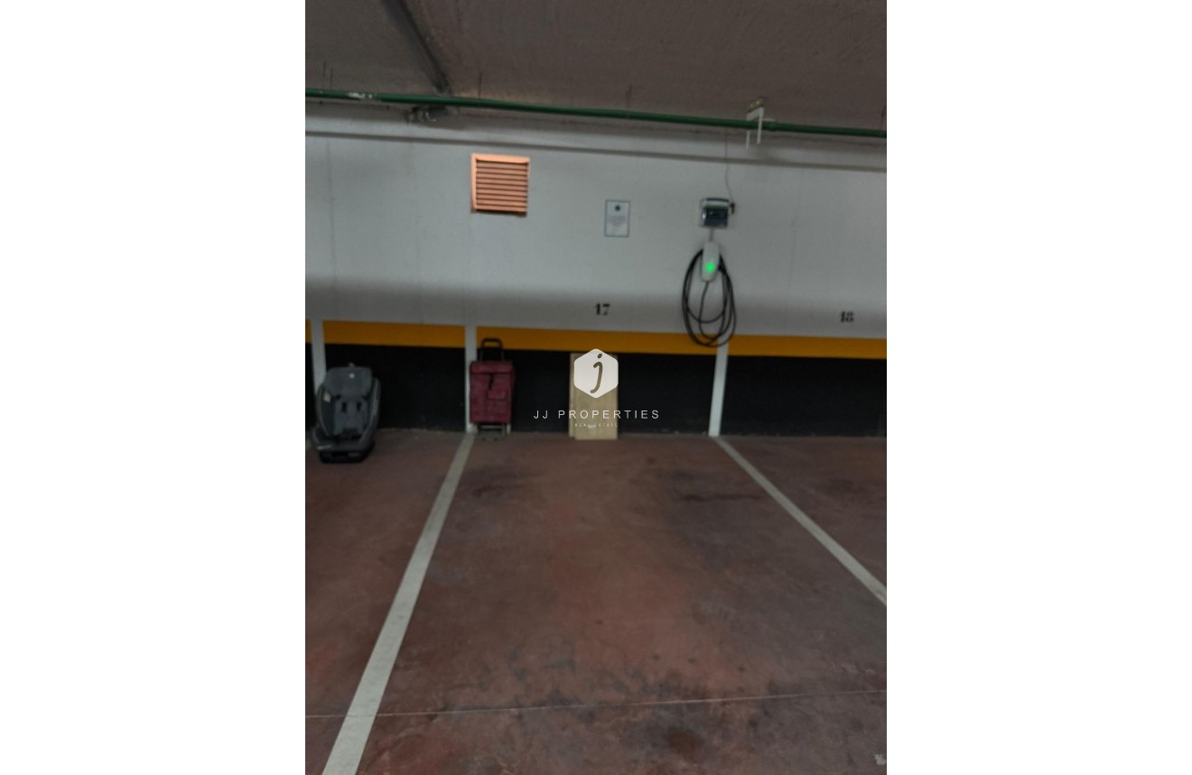 D'occasion - Chalet -
Torrevieja - Punta prima