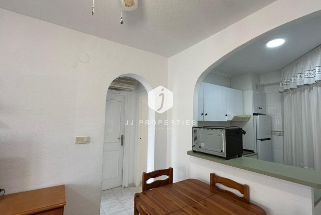 Resale - Bungalow -
Orihuela Costa - Los Almendros-la Florida