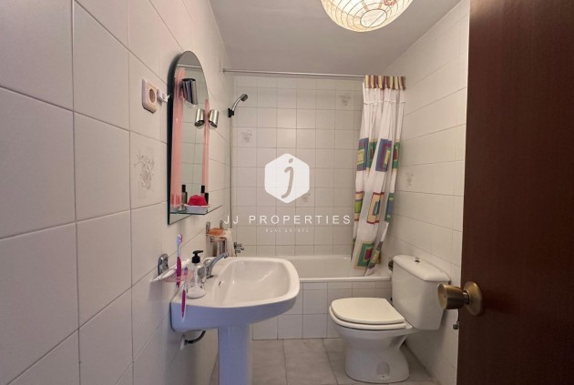 Aus zweiter Hand - Penthouse -
Torrevieja - Estacion de autobuses