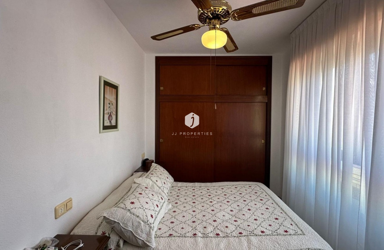 Aus zweiter Hand - Penthouse -
Torrevieja - Estacion de autobuses