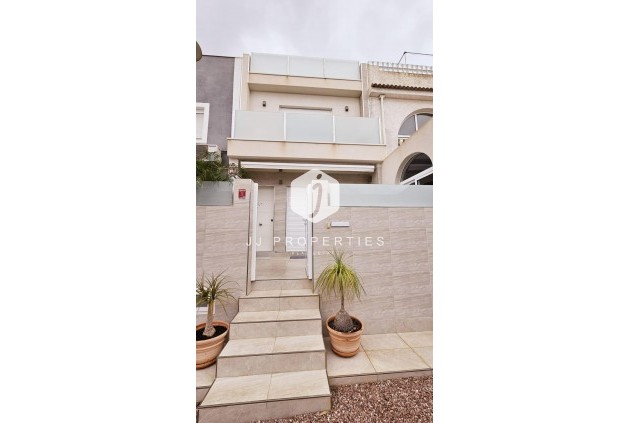 Resale - Duplex -
Torrevieja - La siesta