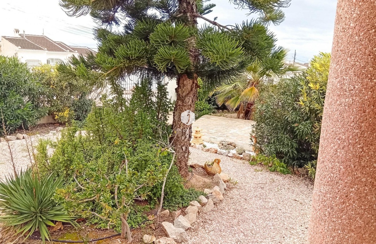 Z drugiej ręki - Villa -
Torrevieja - La Siesta - El Salado - Torreta