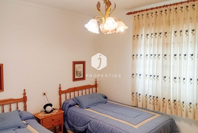 Z drugiej ręki - Villa -
Torrevieja - La Siesta - El Salado - Torreta