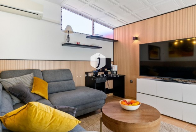 Resale - Chalet -
Orihuela Costa - Costa Blanca