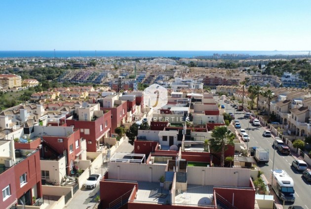 Resale - Chalet -
Orihuela Costa - Costa Blanca