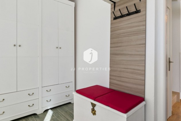 Resale - Chalet -
Orihuela Costa - Costa Blanca