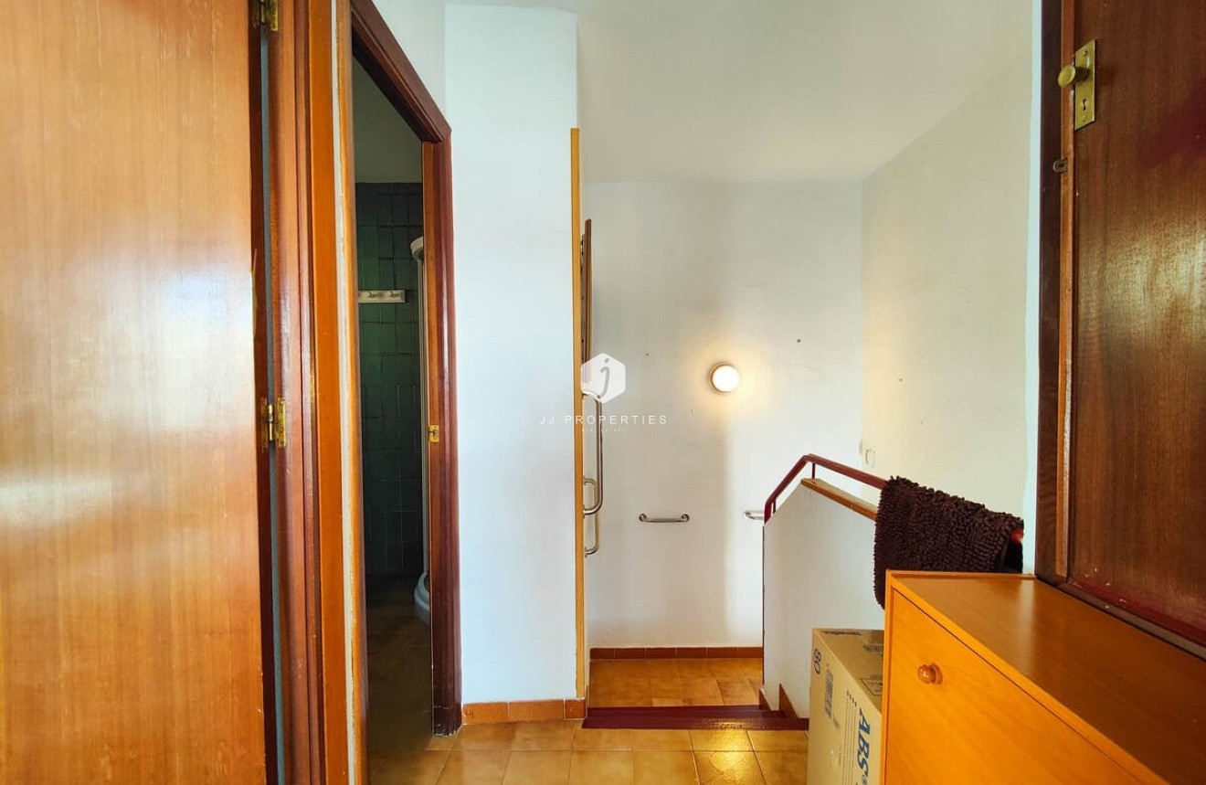 Resale - Chalet -
Torrevieja - Costa Blanca