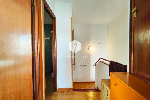 Resale - Chalet -
Torrevieja - Costa Blanca