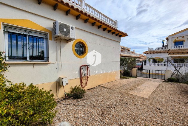 Resale - Chalet -
Orihuela Costa - Costa Blanca