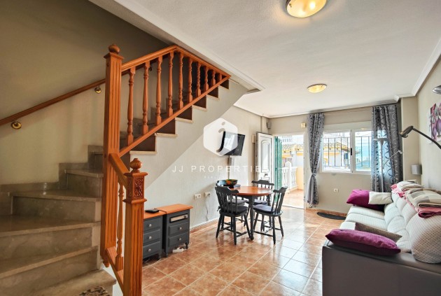 Resale - Chalet -
Orihuela Costa - Costa Blanca