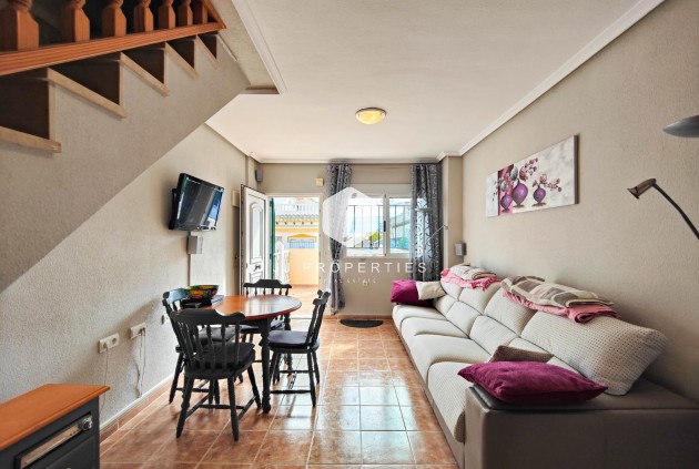 Resale - Chalet -
Orihuela Costa - Costa Blanca