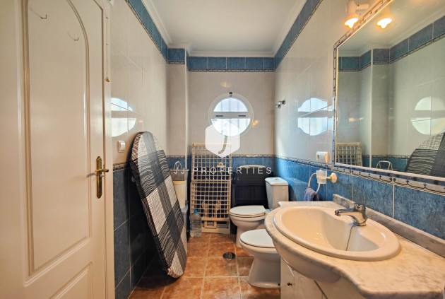 Resale - Chalet -
Orihuela Costa - Costa Blanca