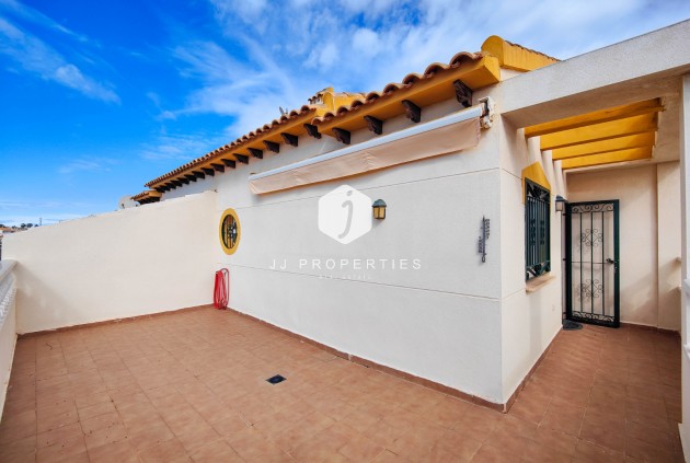 Resale - Chalet -
Orihuela Costa - Costa Blanca